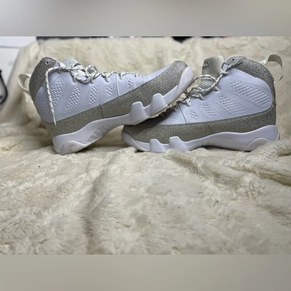 2019Womens Air Jordan 11 Retro 'Vast Grey' size 11